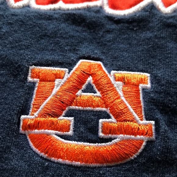 🔥🐅 Vintage Auburn Tigers Stitched Emblem Tee - Picture 5 of 8